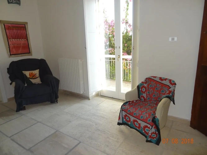 2 Bedrooms Family Cottage with sea view