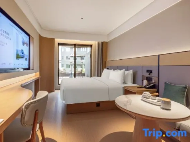 Standard Double room with view