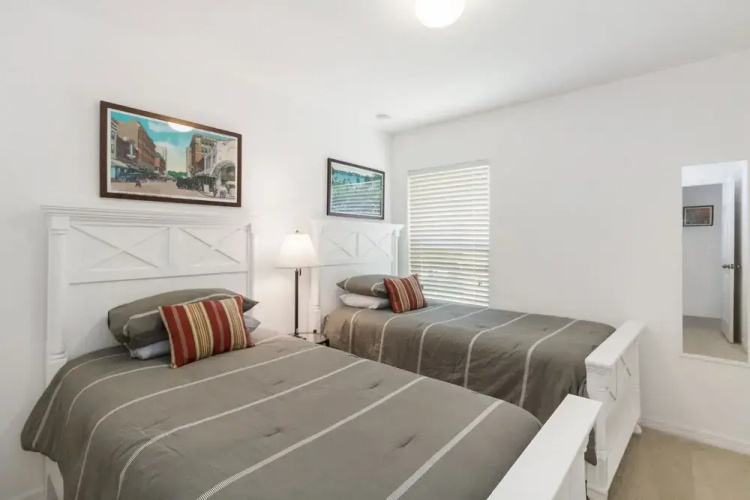 Veranda Palms 4470