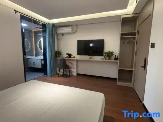 Lize Hotel