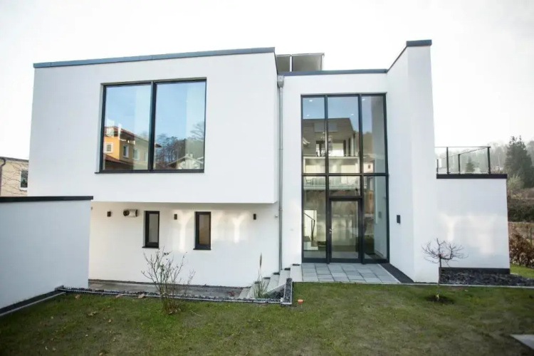 Villa 4 You
