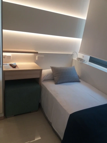 Acis Single room