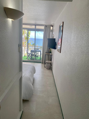 Black diamond condominium