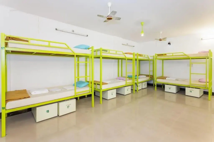 Hostel By The Sea
