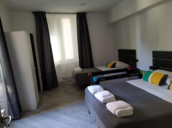 2 Bedrooms Apartment