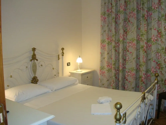 Standard Double Basement room