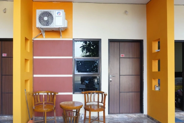 Guest rooms