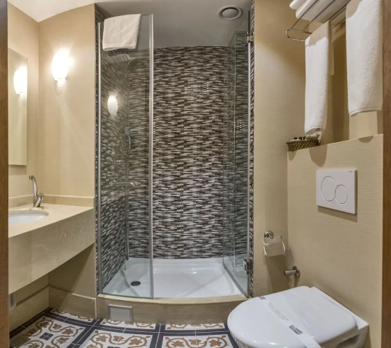 1 Bedroom Standard Twin room with balcony