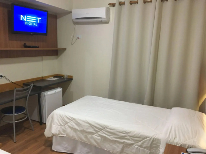 Aero Park Hotel