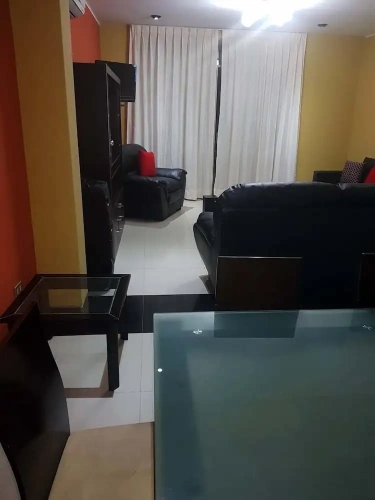 3 Bedrooms Apartment