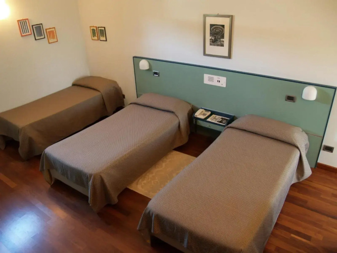 Deco Hotel