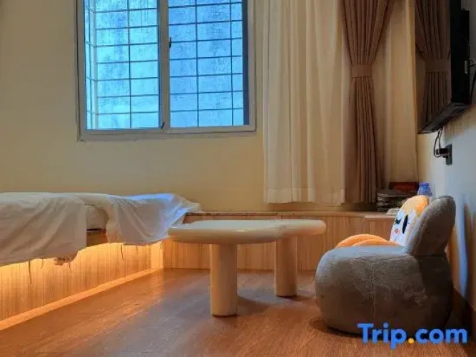 2 Bedrooms Suite