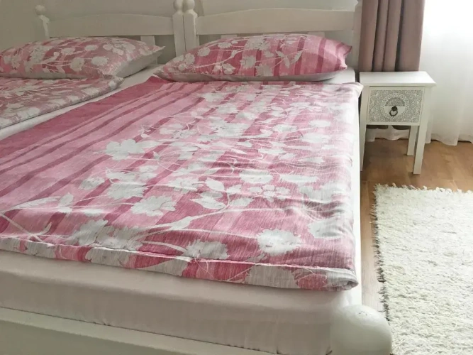 2 Bedrooms Cottage
