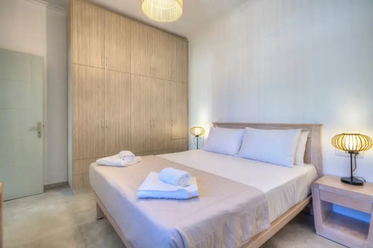 Erato City House