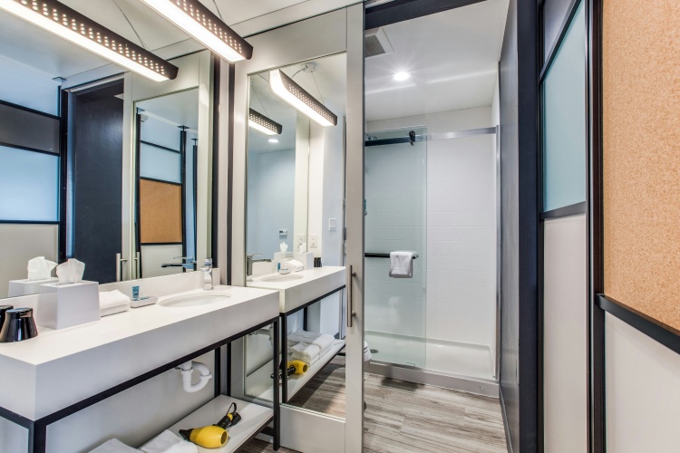 Aloft Dallas Arlington Entertainment District photo 9