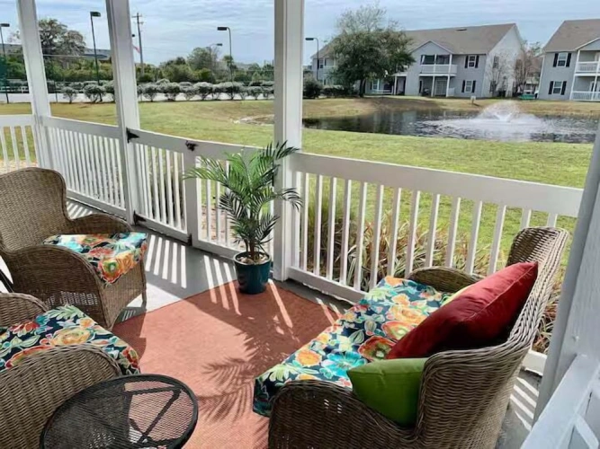 Standard Club room with garden view