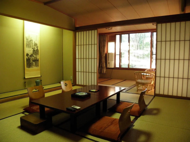 Highland Hotel Sansou