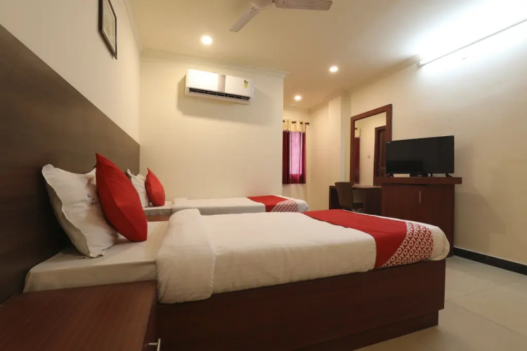 Hotel Inaya By OYO Rooms