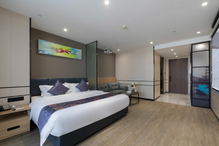 Standard Double room with view