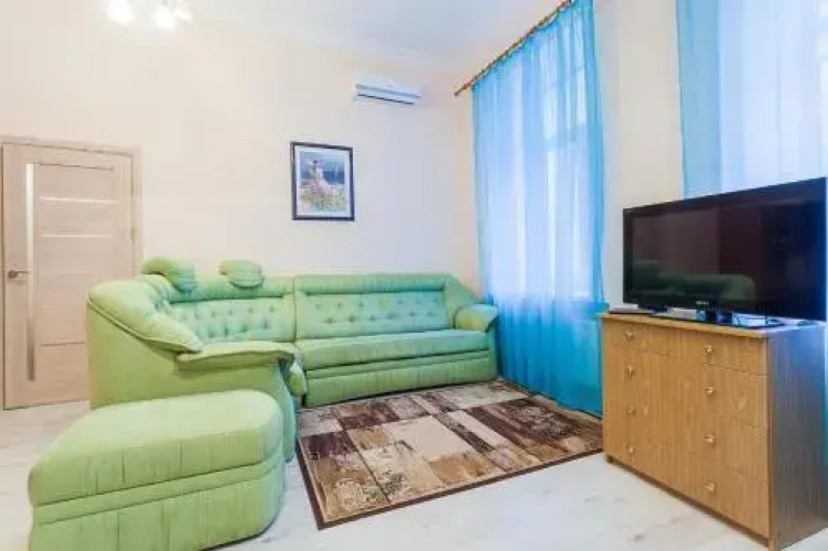 Apartment at Khreshchatyk