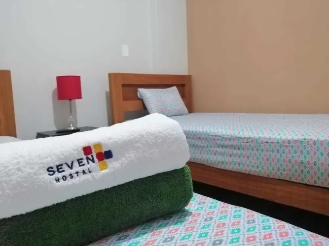Hostal Seven