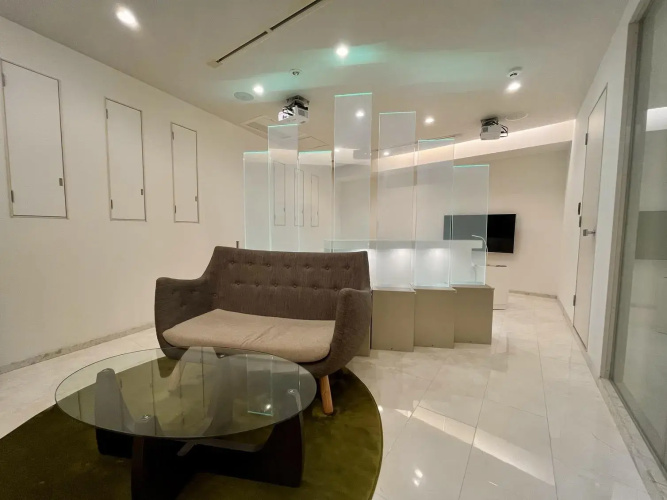 Breath Hotel