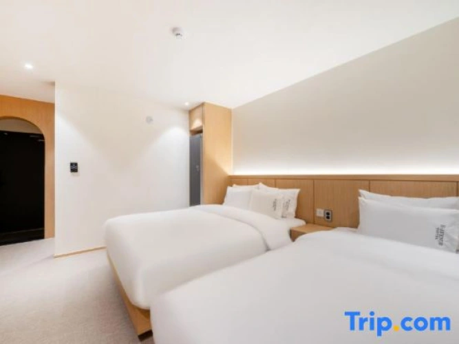 Premium Twin room