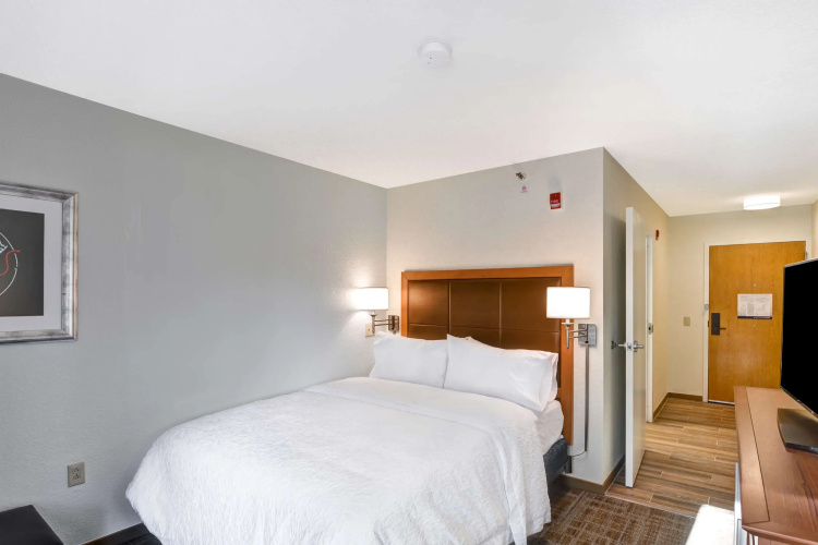 Hampton Inn Memphis-Poplar