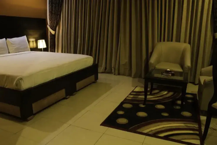 Hotel Country Inn