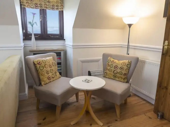 4 Armada House