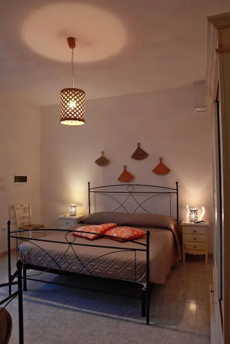 Salento Bed Dhu