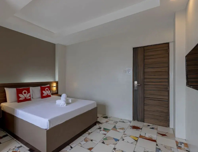 ZEN Rooms V Plaza Manila