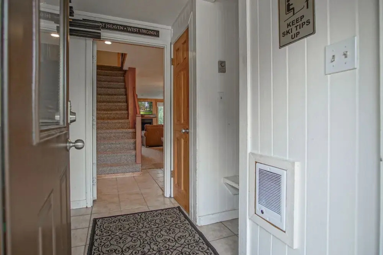 Powderidge 40: Slope Side, Sleeps 9 Full Kitchen