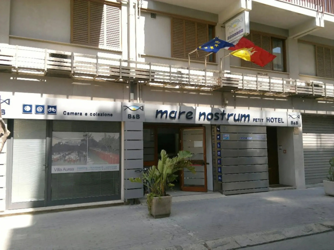 Mare Nostrum Petit Hôtel