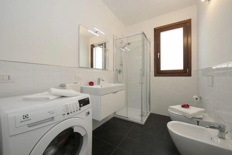 Argegno Home