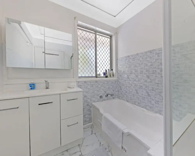 Kozyguru | Carlingford | 3 Beds + Free Parking
