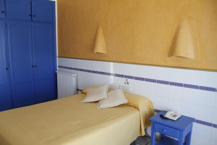 Standard Twin room with balcony and with sea view