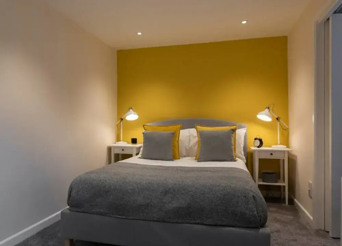 Contemporary 1BR Home