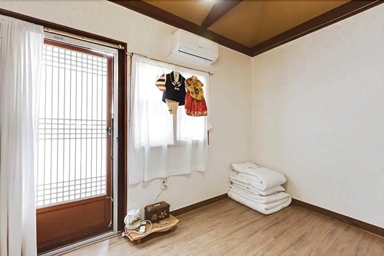 Jeonju Flowerwind Pension