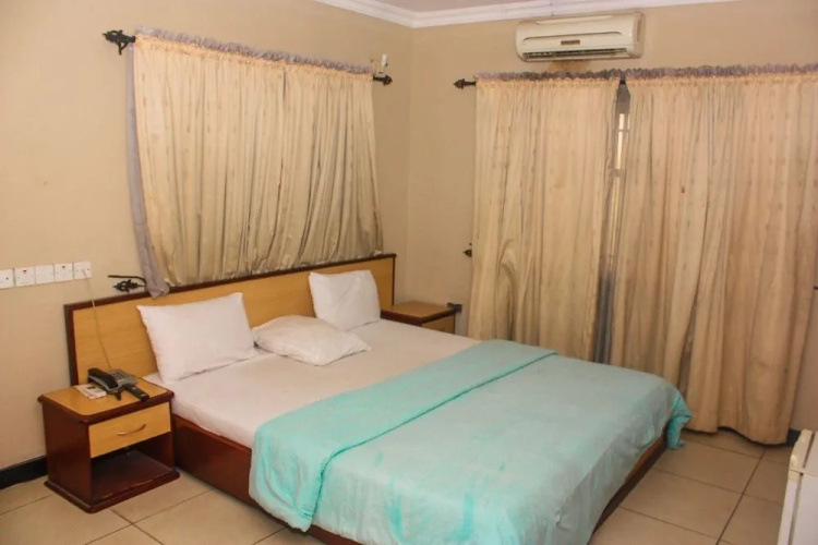 Martinos Hotel