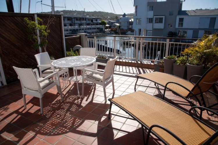 2 Bedrooms Double Apartment