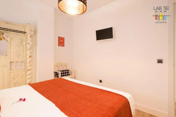 2 Bedrooms Apartment