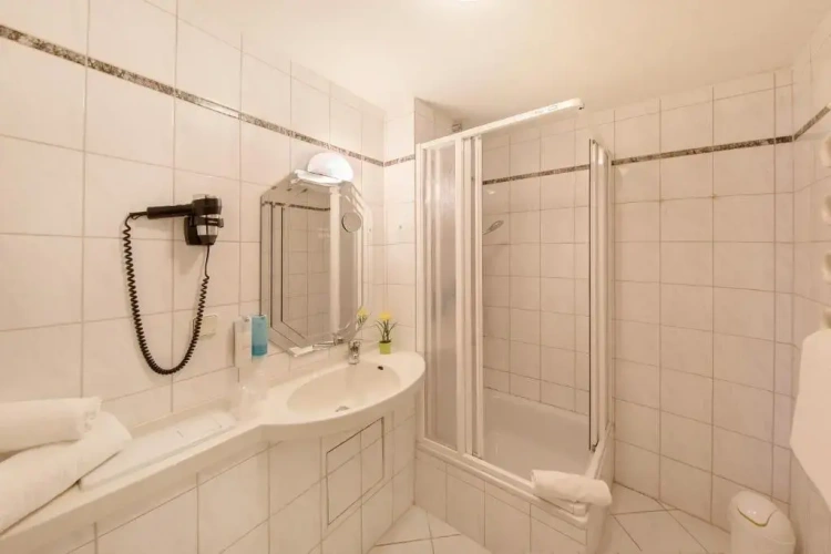 Standard Single room