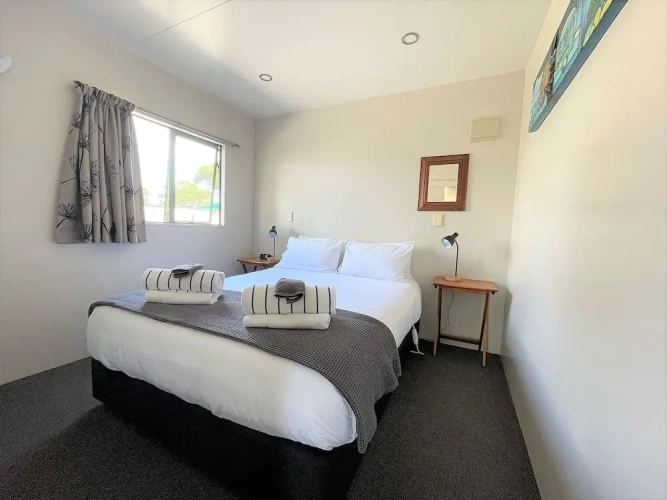 2 Bedrooms Standard Double room with harbour view