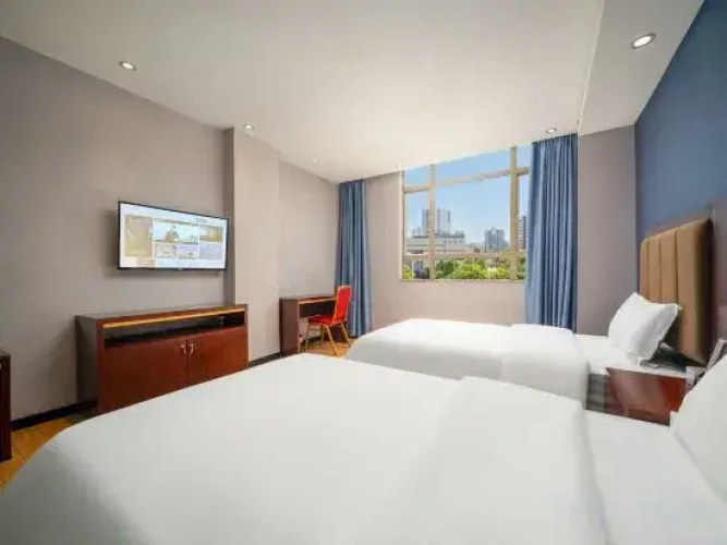 City Hotel