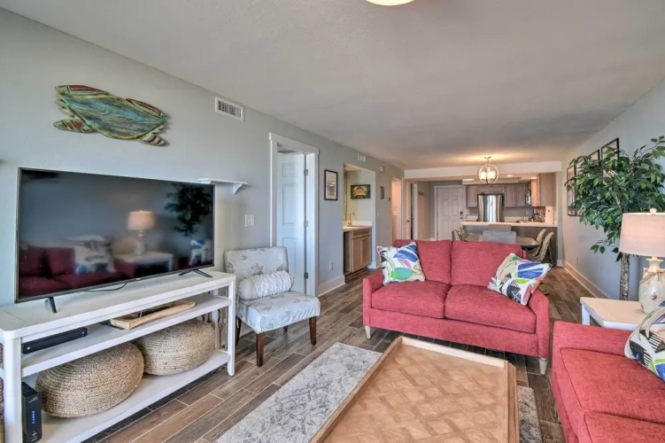 2 Bedrooms Apartment