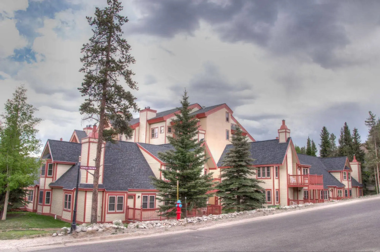 Wedgewood Lodge