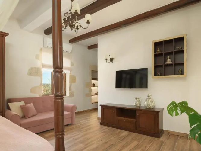 Nicole Villa, an Enchanted Gem, By ThinkVilla