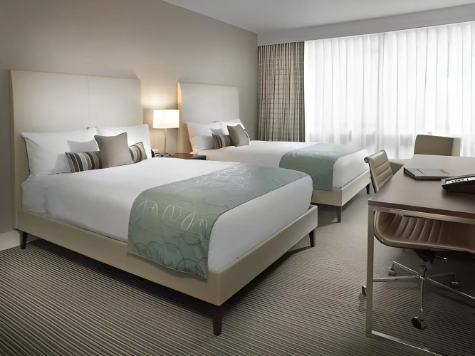 Coast Coal Harbour Vancouver Hotel by APA