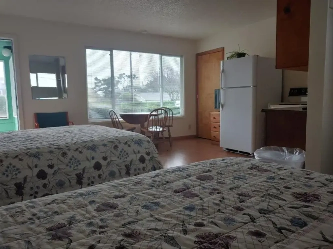 Standard Quadruple room with mountain view